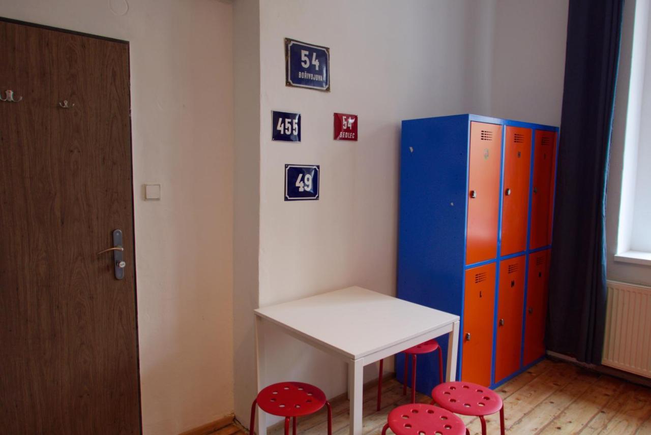 Clown And Bard Hostel Πράγα Εξωτερικό φωτογραφία