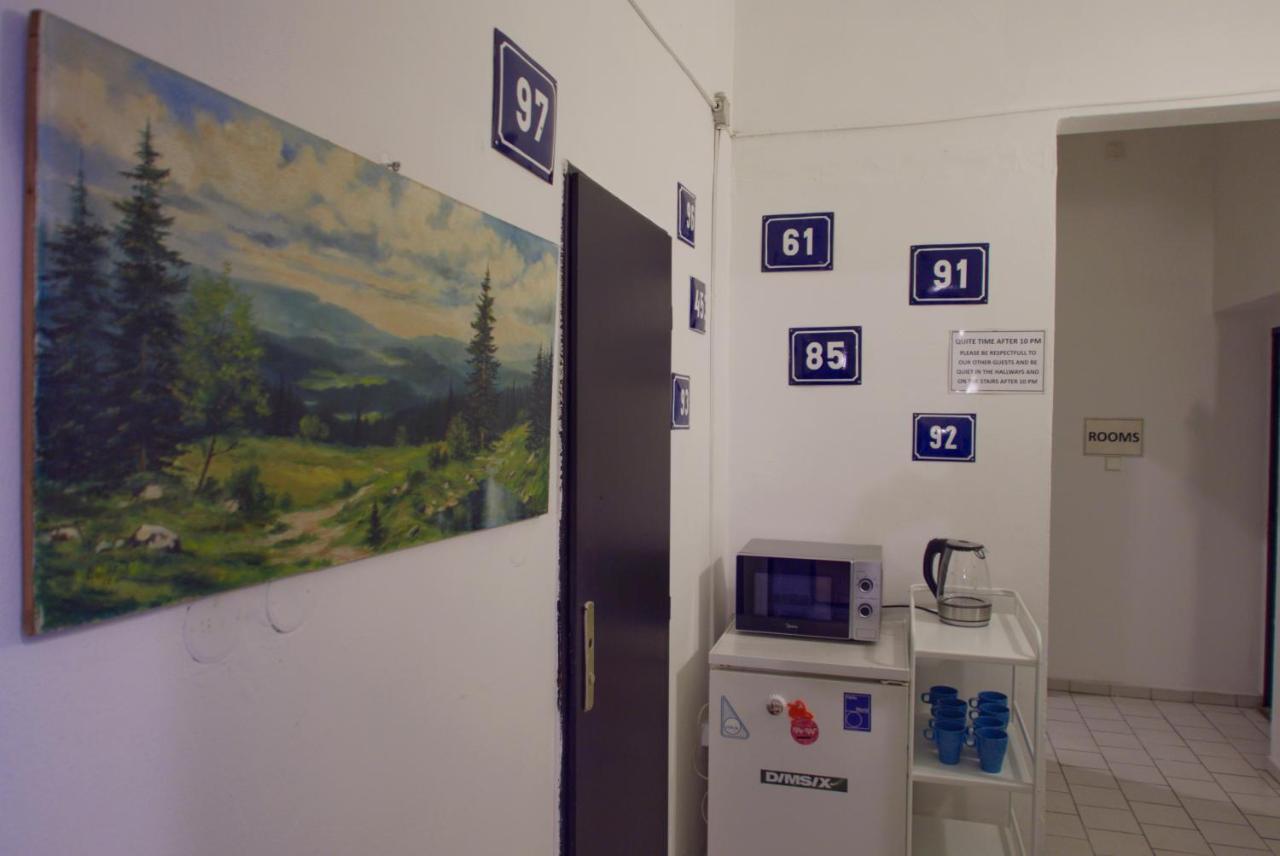 Clown And Bard Hostel Πράγα Εξωτερικό φωτογραφία