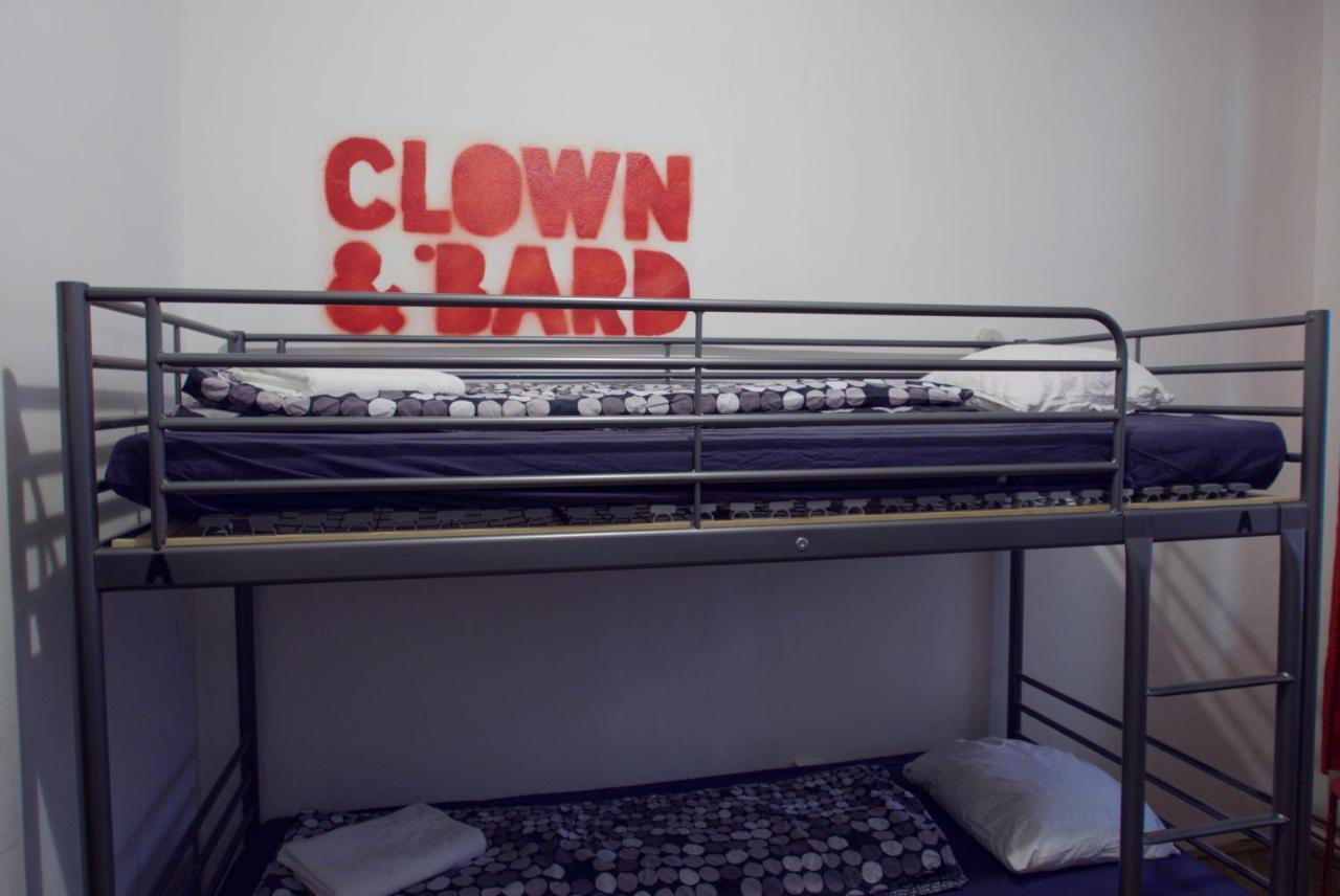 Clown And Bard Hostel Πράγα Εξωτερικό φωτογραφία