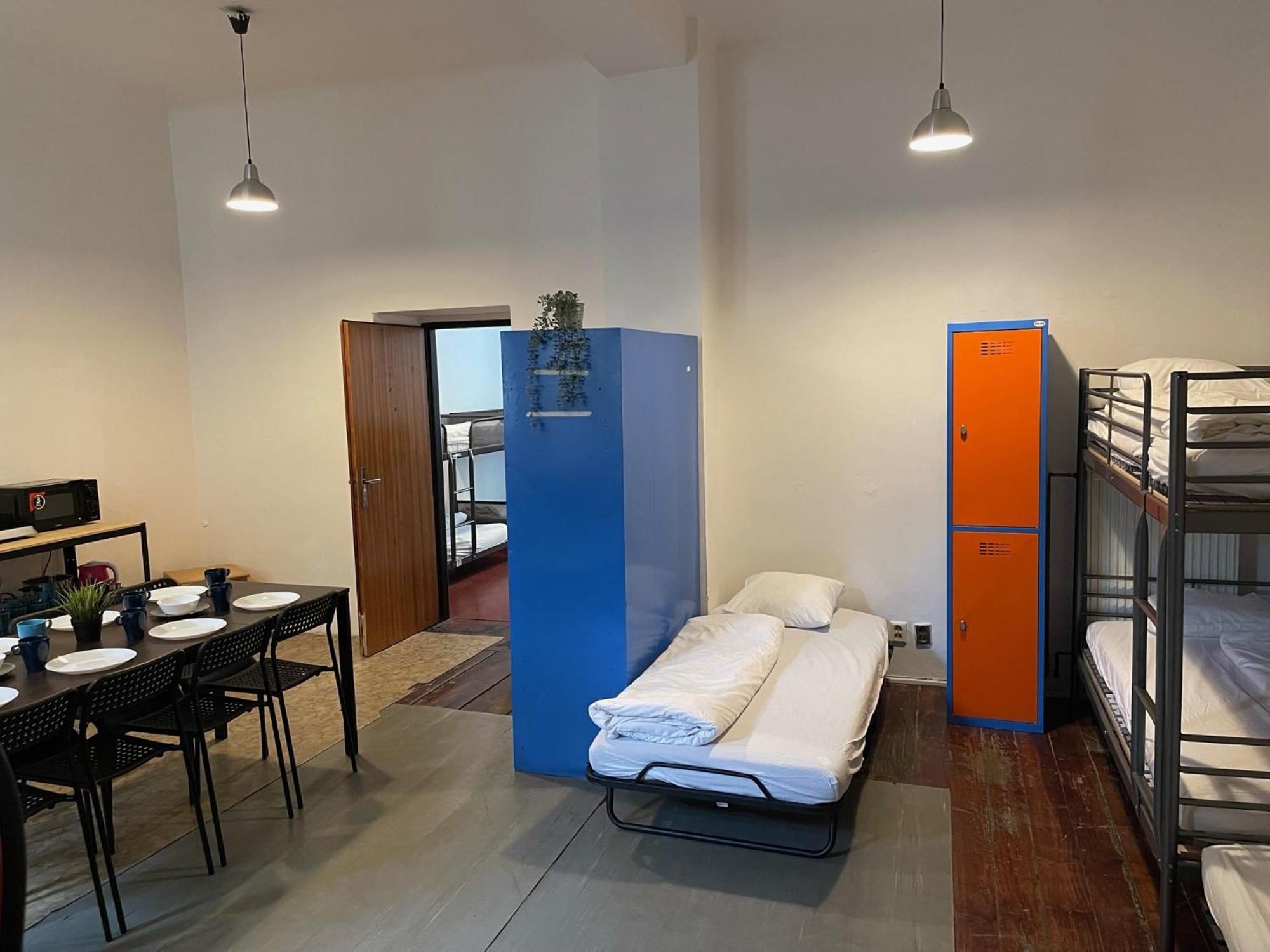Clown And Bard Hostel Πράγα Εξωτερικό φωτογραφία